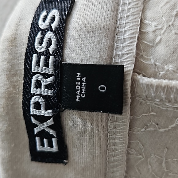 Express Cream Beige Sequin Sequined Mini Shorts Size 0 - Picture 3 of 4